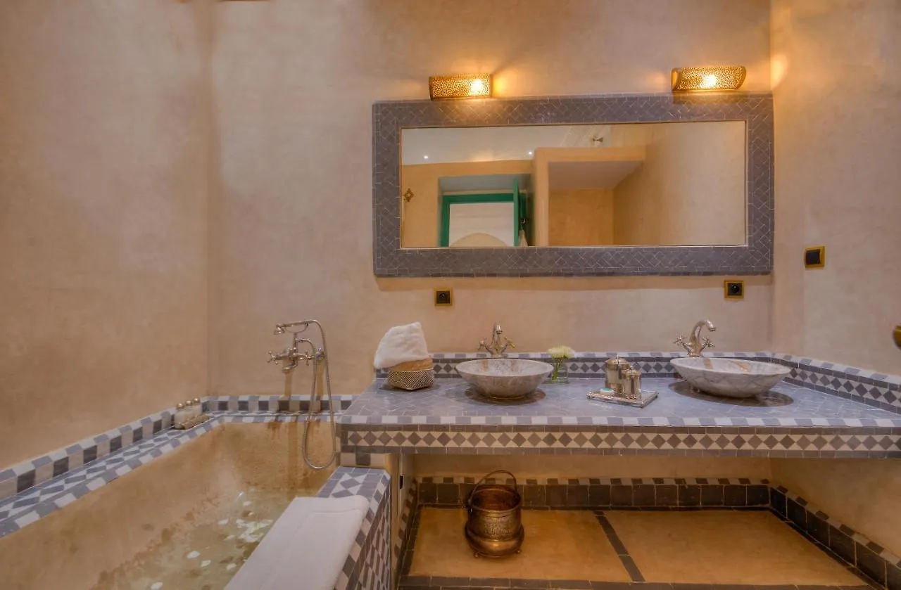 Riad Paradis Blanc Marrakesh Guest house